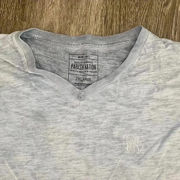 Mens Grey V-Neck Tee - 2XL - Picture 2 of 11